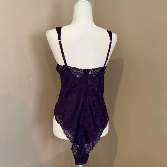 Vintage Victoria’s Secret Gold Label Lace Teddy Purple Lingerie Bodysuit